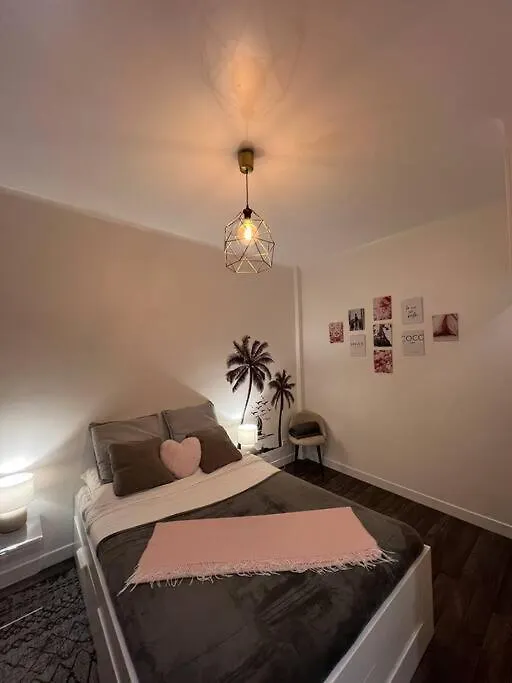 Warm Studio Next To Place Italie - Mp52b 아파트 *