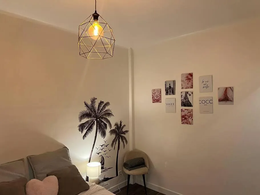 Warm Studio Next To Place Italie - Mp52b 公寓 *